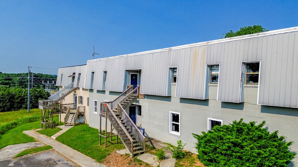 201 William D Jones Blvd, Fayetteville, TN à vendre - Photo de l’immeuble – Image 3 sur 45