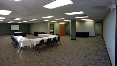 209 E Washington Ave, Jackson, MI à louer Photo intérieure– Image 1 sur 1