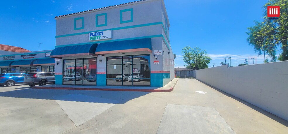 14316 Amar Rd, La Puente, CA à louer - Photo de l’immeuble – Image 2 sur 9