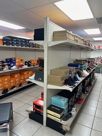 Plus de détails pour 1767 W 37th St, Hialeah, FL - Industriel/Logistique à vendre