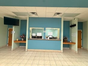 2255 Dunn Ave, Jacksonville, FL à louer Photo intérieure– Image 2 sur 7