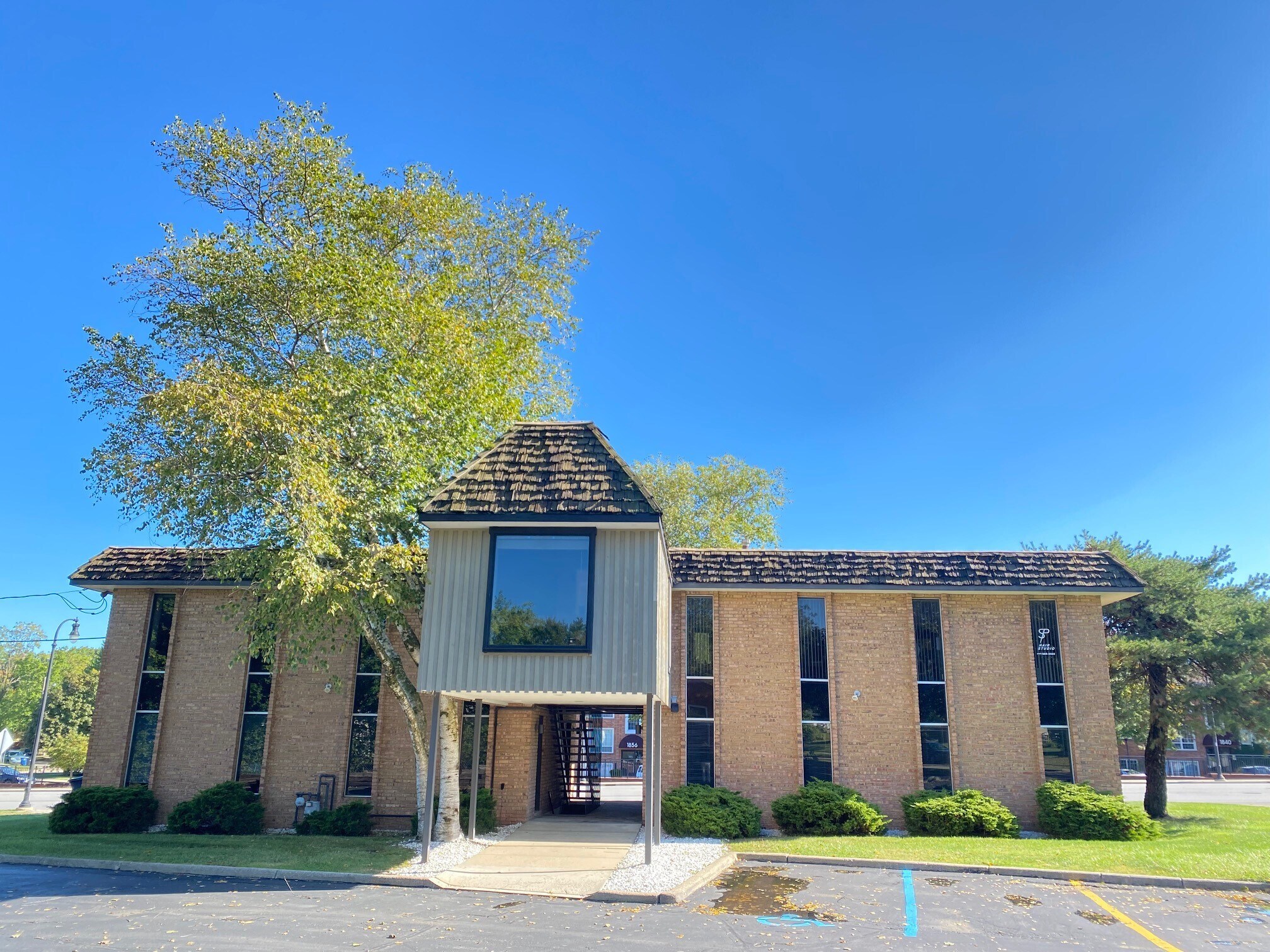 1817 W Stadium Blvd, Ann Arbor, MI à louer Photo de l’immeuble– Image 1 sur 9