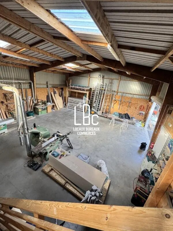Plus de détails pour Local d’activités à vendre