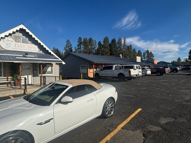 51470 Highway 97, La Pine, OR à vendre - Photo de l’immeuble – Image 3 sur 11