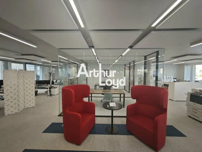 Plus de détails pour Bureau à louer