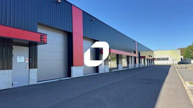Plus de détails pour 7 Rue De La Gare, Schweighouse-sur-Moder - Bureau, Local d'activités à louer