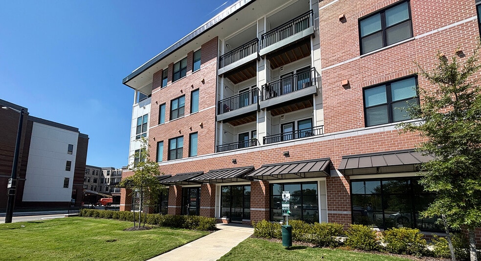 451 Church St, Norfolk, VA à louer - Photo de l’immeuble – Image 3 sur 47