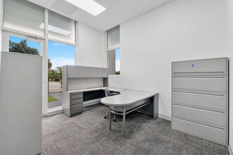 1300 S Dixie Hwy, Lantana, FL à louer Photo intérieure– Image 2 sur 2