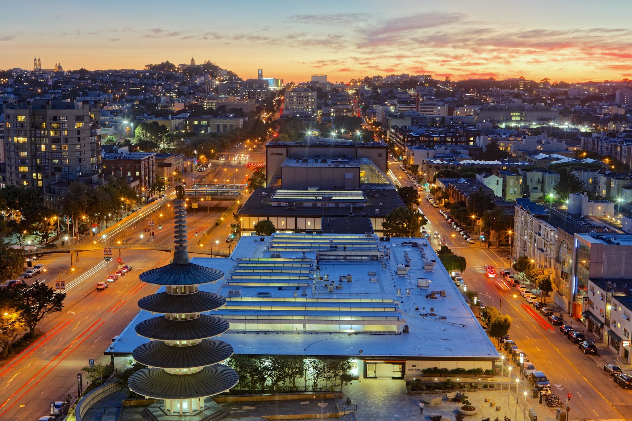 1737 Post St, San Francisco, CA à louer Photo principale– Image 1 sur 9