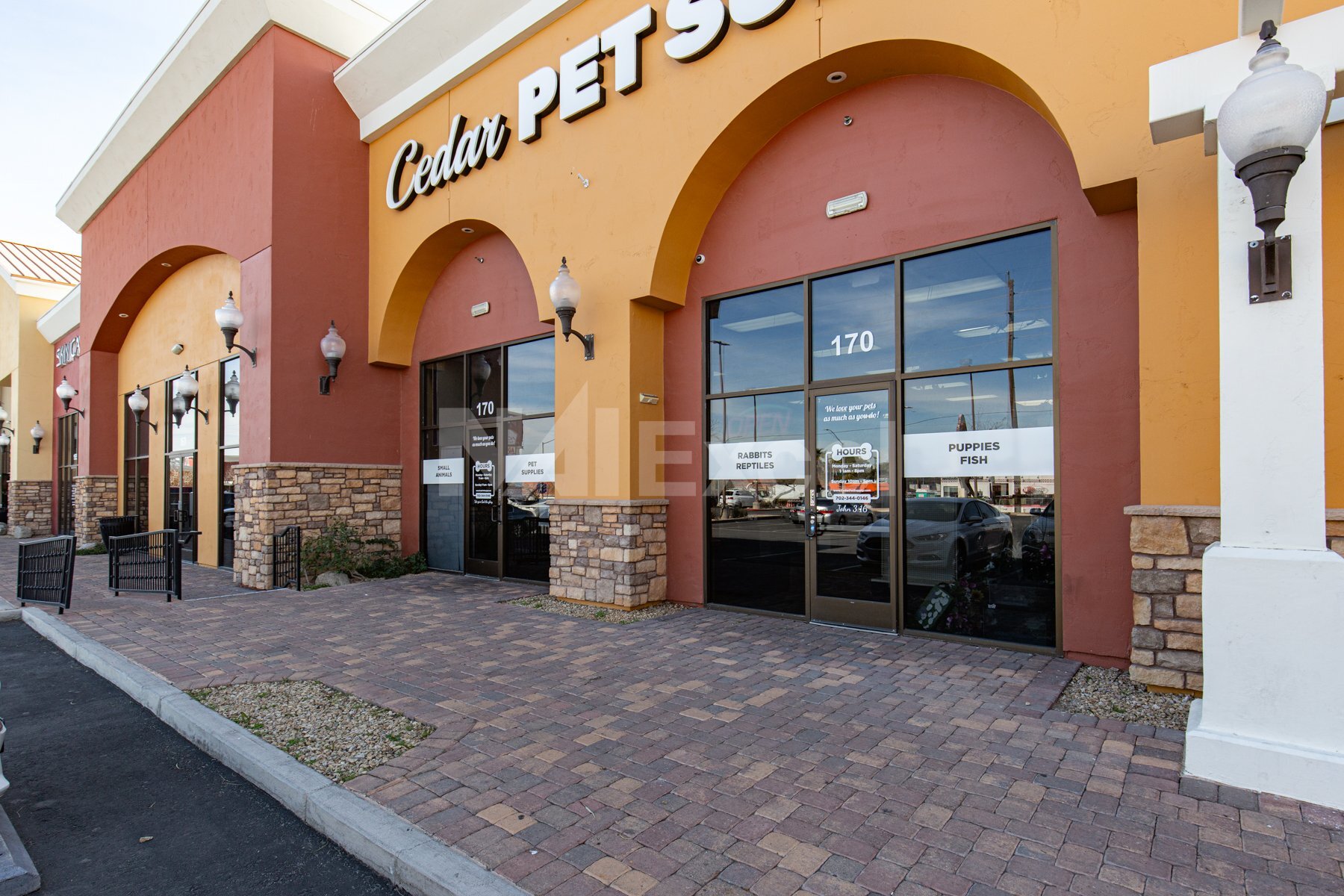 5181-5191 W Charleston Blvd, Las Vegas, NV à louer Photo intérieure– Image 1 sur 10