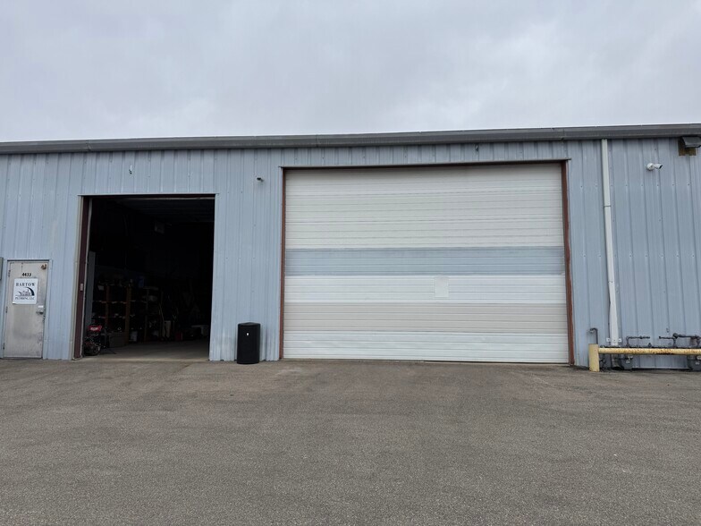 4419-4441 Robertson Rd, Madison, WI à louer - Photo de l’immeuble – Image 2 sur 10