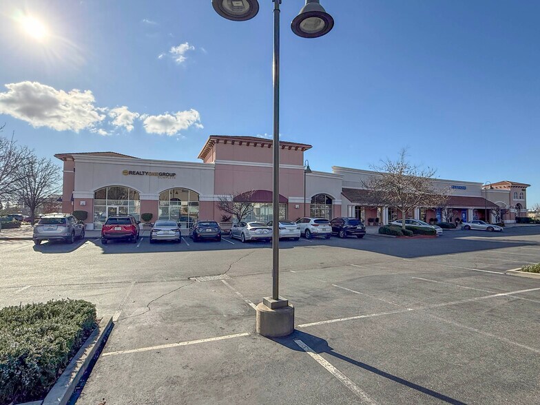 1150 Sunset Blvd, Rocklin, CA à louer - Photo de l’immeuble – Image 1 sur 5