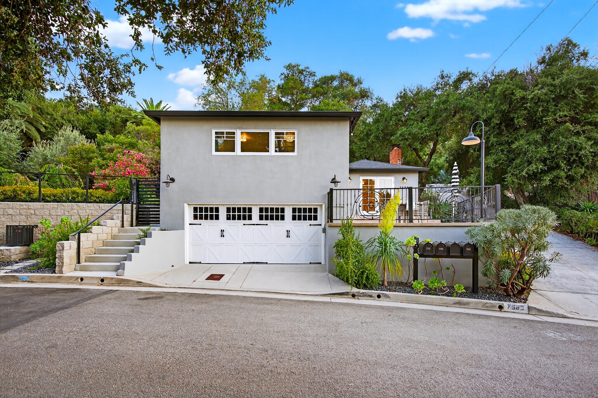 7580 McGroarty Ter, Tujunga, CA à vendre Photo principale– Image 1 sur 2