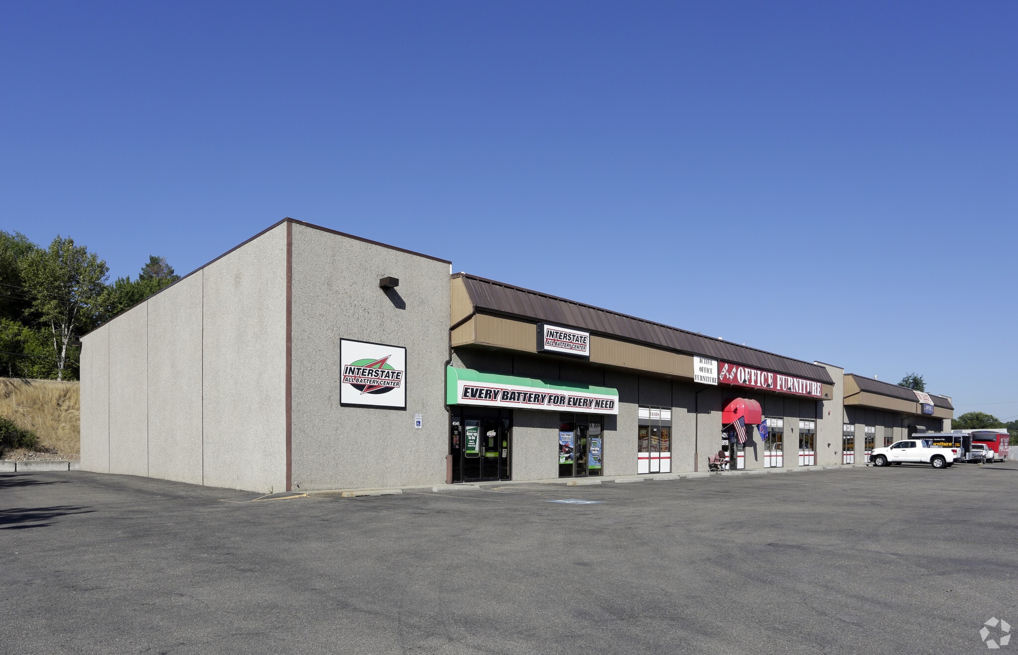 4545 W Chinden Blvd, Garden City, ID à vendre Photo principale– Image 1 sur 27