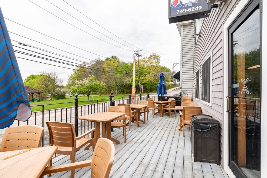 65 Henry Law Ave, Dover, NH à vendre - Photo de l’immeuble – Image 3 sur 25
