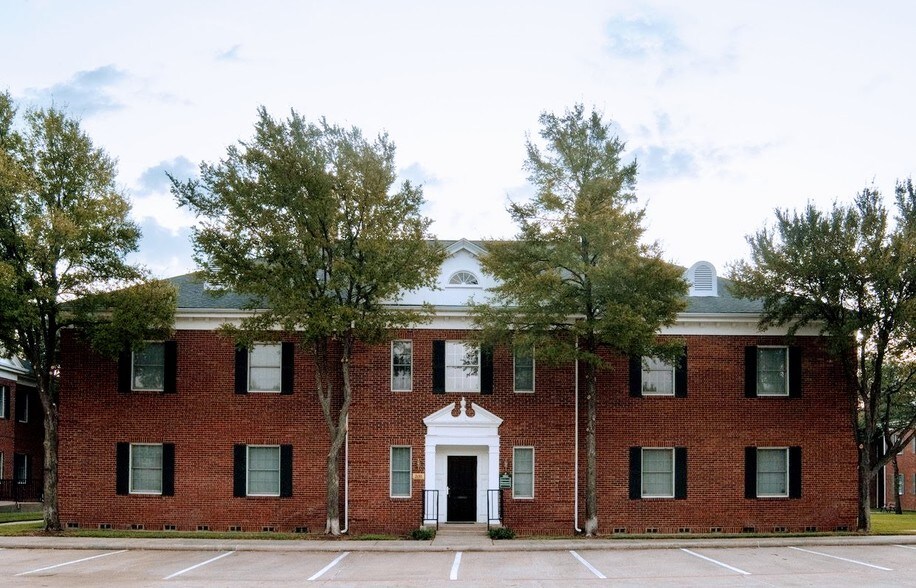 2011 E Lamar Blvd, Arlington, TX à louer - Autre – Image 1 sur 5