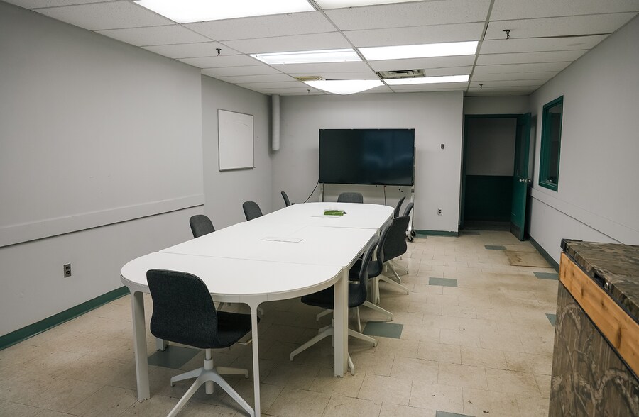 3363 Davis Rd., Thorold, ON à louer - Photo intérieure – Image 3 sur 12