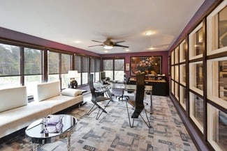 Plus de détails pour 35 Beulah Rd, New Britain, PA - Spécialisé à vendre