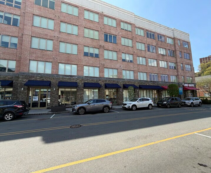 4 Main St, Edgewater, NJ à louer - Photo de l’immeuble – Image 2 sur 3