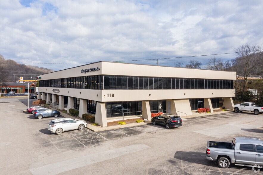 116 Wilson Pike Cir, Brentwood, TN à louer - Photo principale – Image 1 sur 6