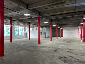 385-395 E Taylor St, San Jose, CA à louer Photo intérieure– Image 1 sur 3