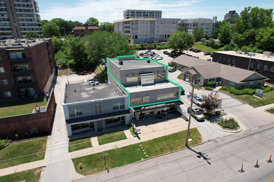 3706 Ingersoll Ave, Des Moines, IA à vendre - Photo de l’immeuble – Image 2 sur 3