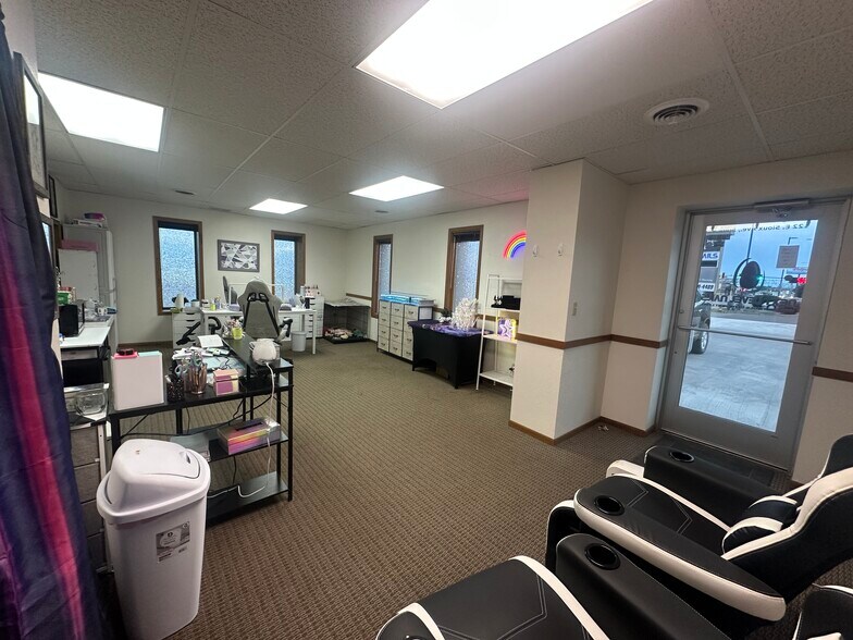 122 E Sioux Ave, Pierre, SD à louer - Photo intérieure – Image 3 sur 8