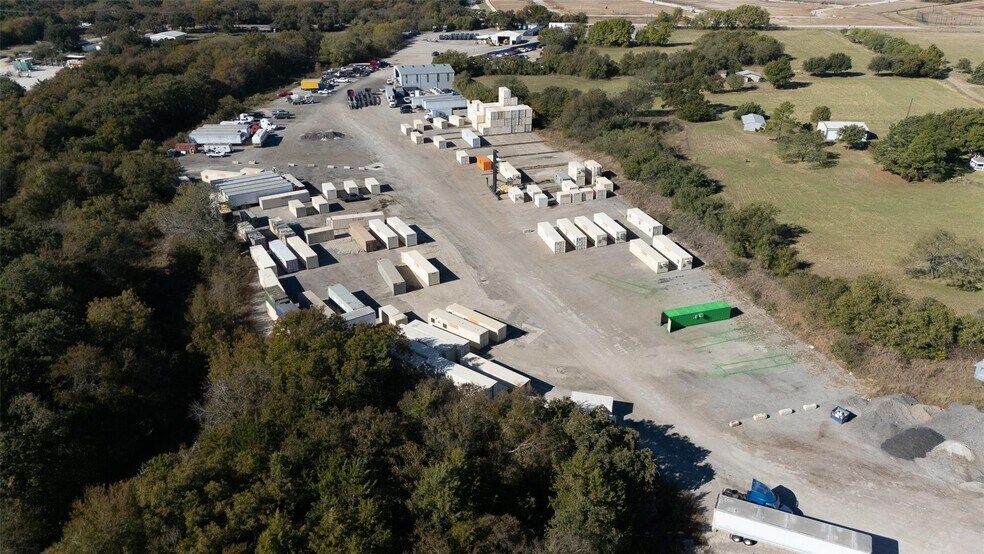 3879 Rendon Rd, Fort Worth, TX à louer - Photo de l’immeuble – Image 1 sur 13