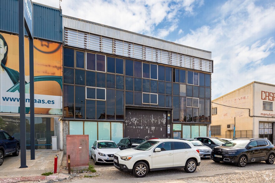 Industriel/Logistique dans Barberà del Vallès, Barcelona à louer - Photo de l’immeuble – Image 2 sur 2