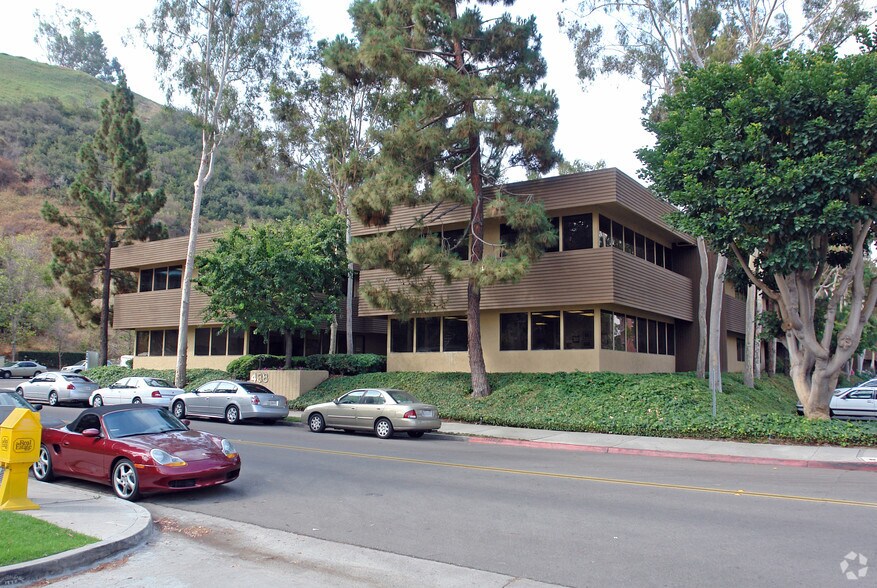 438 Camino del Rio S, San Diego, CA à louer - Photo de l’immeuble – Image 1 sur 5