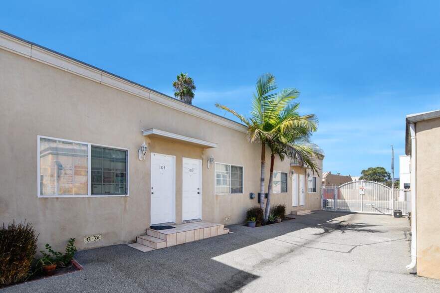 5016 W Washington Blvd, Los Angeles, CA à vendre - Photo de l’immeuble – Image 3 sur 15