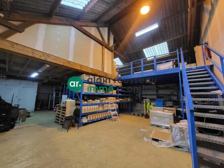 Local d’activités dans Angers à louer - Photo intérieure – Image 2 sur 4