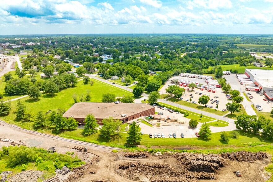 1711 Osceola Ave, Chariton, IA à vendre - Aérien – Image 3 sur 4