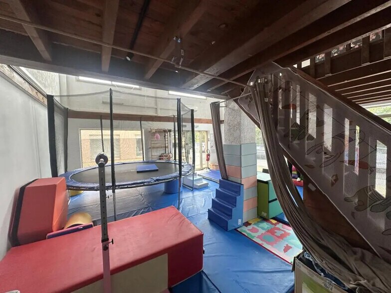 Local commercial dans Montauroux à louer - Photo intérieure – Image 3 sur 8