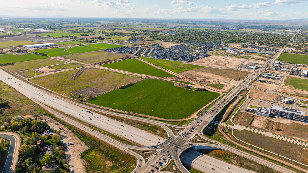 1155 Ten Mile Road, Meridian, ID à vendre - Photo de l’immeuble – Image 2 sur 2