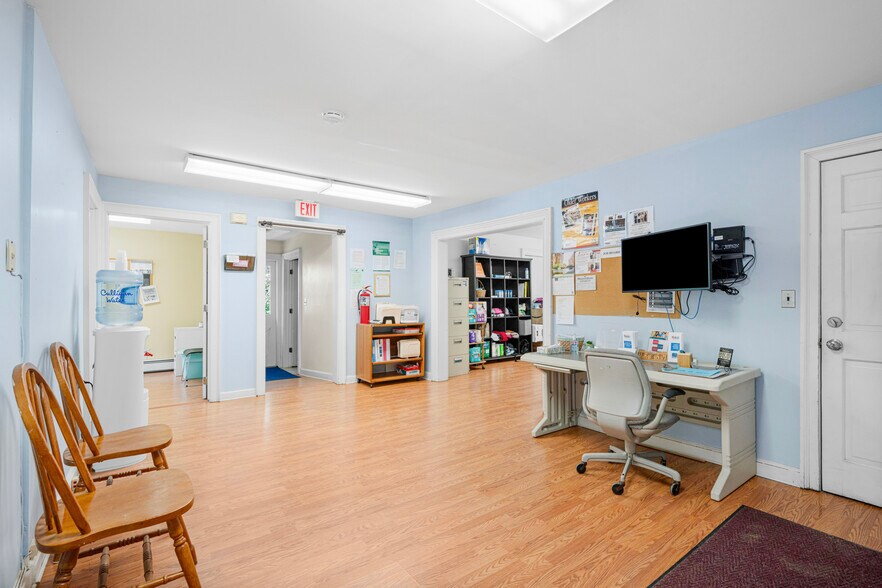 44 E Market St, Red Hook, NY à vendre - Photo intérieure – Image 2 sur 32