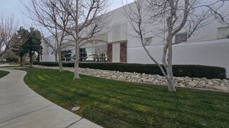 Plus de détails pour 2491 W Walnut Ave, Rialto, CA - Industriel/Logistique à vendre