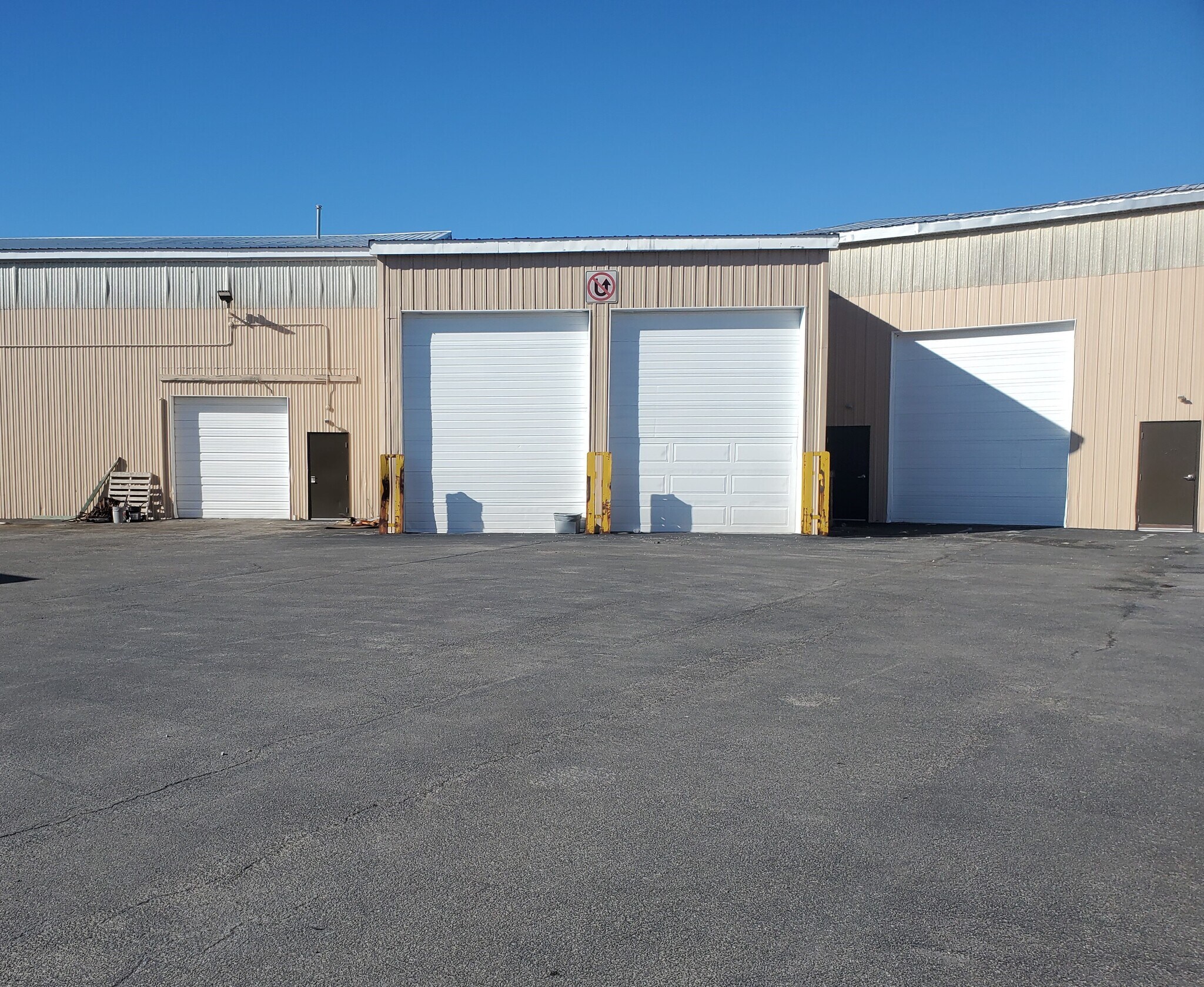 7510-7512 Porter Rd, Niagara Falls, NY à louer Photo de l’immeuble– Image 1 sur 10