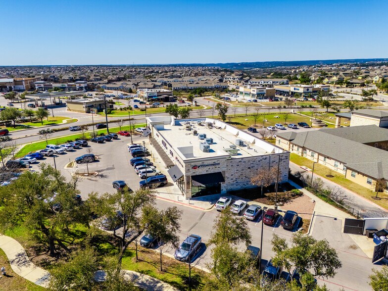 1825 Crystal Falls Pky, Leander, TX à vendre - Photo de l’immeuble – Image 3 sur 6