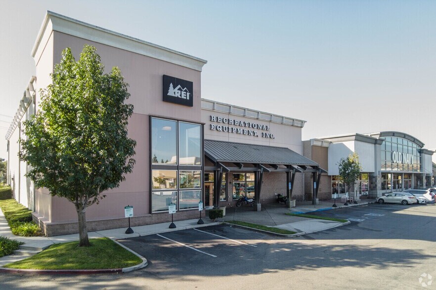 1700-1800 Rosecrans Ave, Manhattan Beach, CA à louer - Photo de l’immeuble – Image 3 sur 6