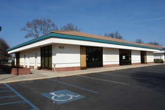 Plus de détails pour 1820 S Central St, Visalia, CA - Bureau à louer