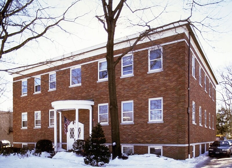640 E Palisade Ave, Englewood Cliffs, NJ à louer - Photo de l’immeuble – Image 2 sur 9