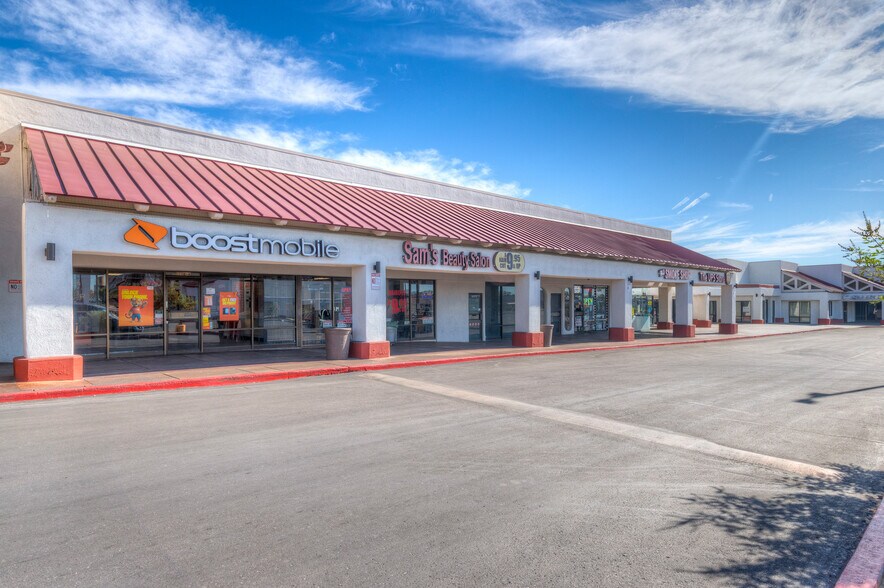 1340 E Flamingo Rd, Las Vegas, NV à louer - Photo de l’immeuble – Image 3 sur 20