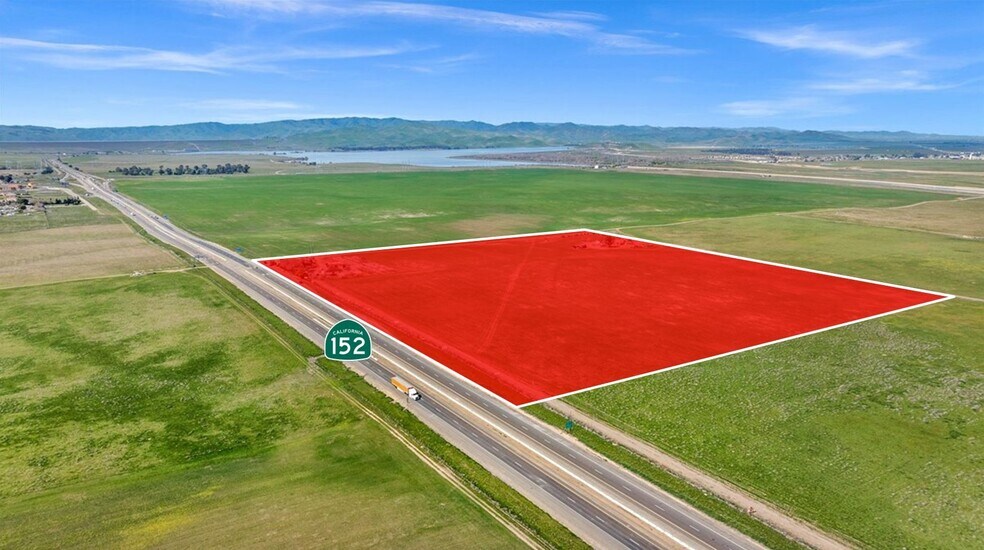 15930 Hilldale Ave, Gustine, CA à vendre - Photo de l’immeuble – Image 2 sur 6