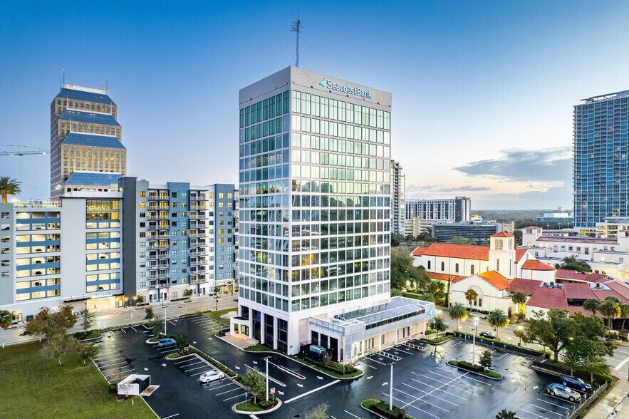 250 N Orange Ave, Orlando, FL à louer - Photo de l’immeuble – Image 2 sur 42