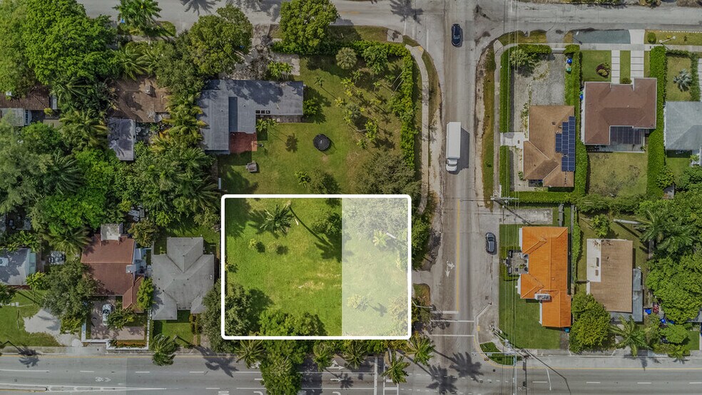 8133 NE 10th Avenue, Miami, FL à vendre - Photo principale – Image 1 sur 16