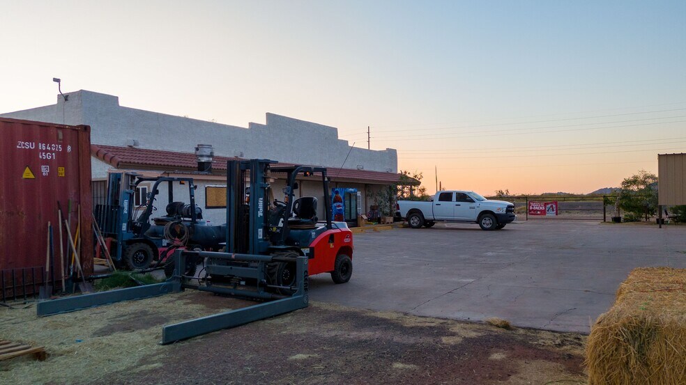 50903 W US HWY 60, Aguila, AZ à vendre - Photo de l’immeuble – Image 3 sur 70