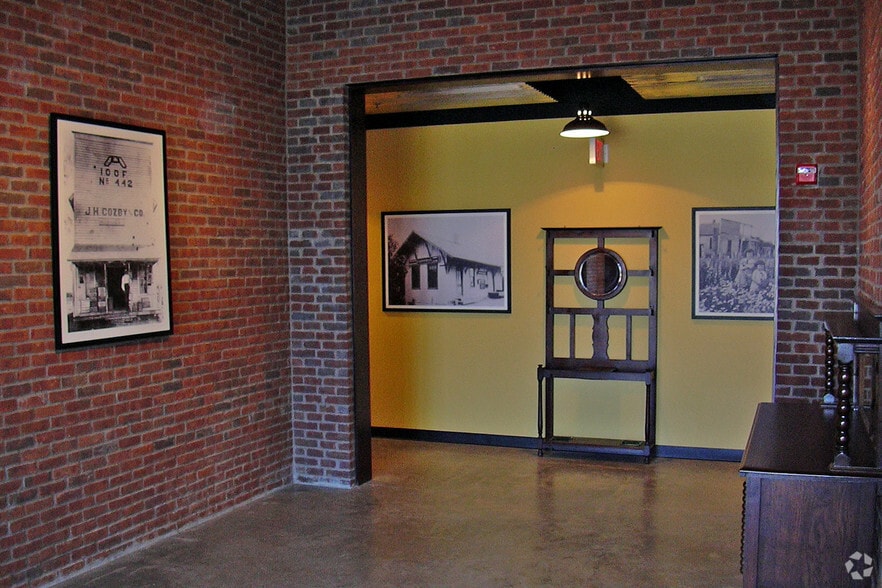 878 S Denton Tap Rd, Coppell, TX à louer - Hall d’entrée – Image 2 sur 12