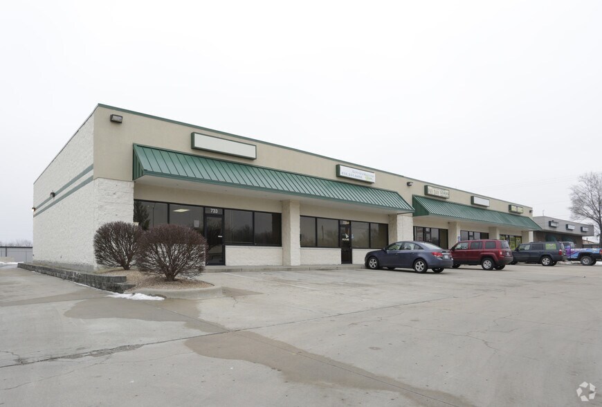 725-733 N Scott Ave, Belton, MO à vendre - Photo de l’immeuble – Image 2 sur 8