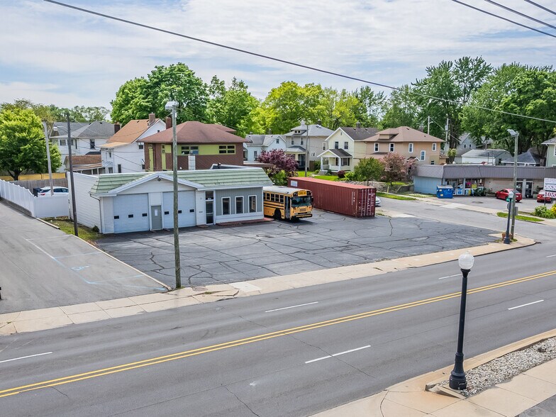 1102 E State Blvd, Fort Wayne, IN à vendre - Photo de l’immeuble – Image 3 sur 10